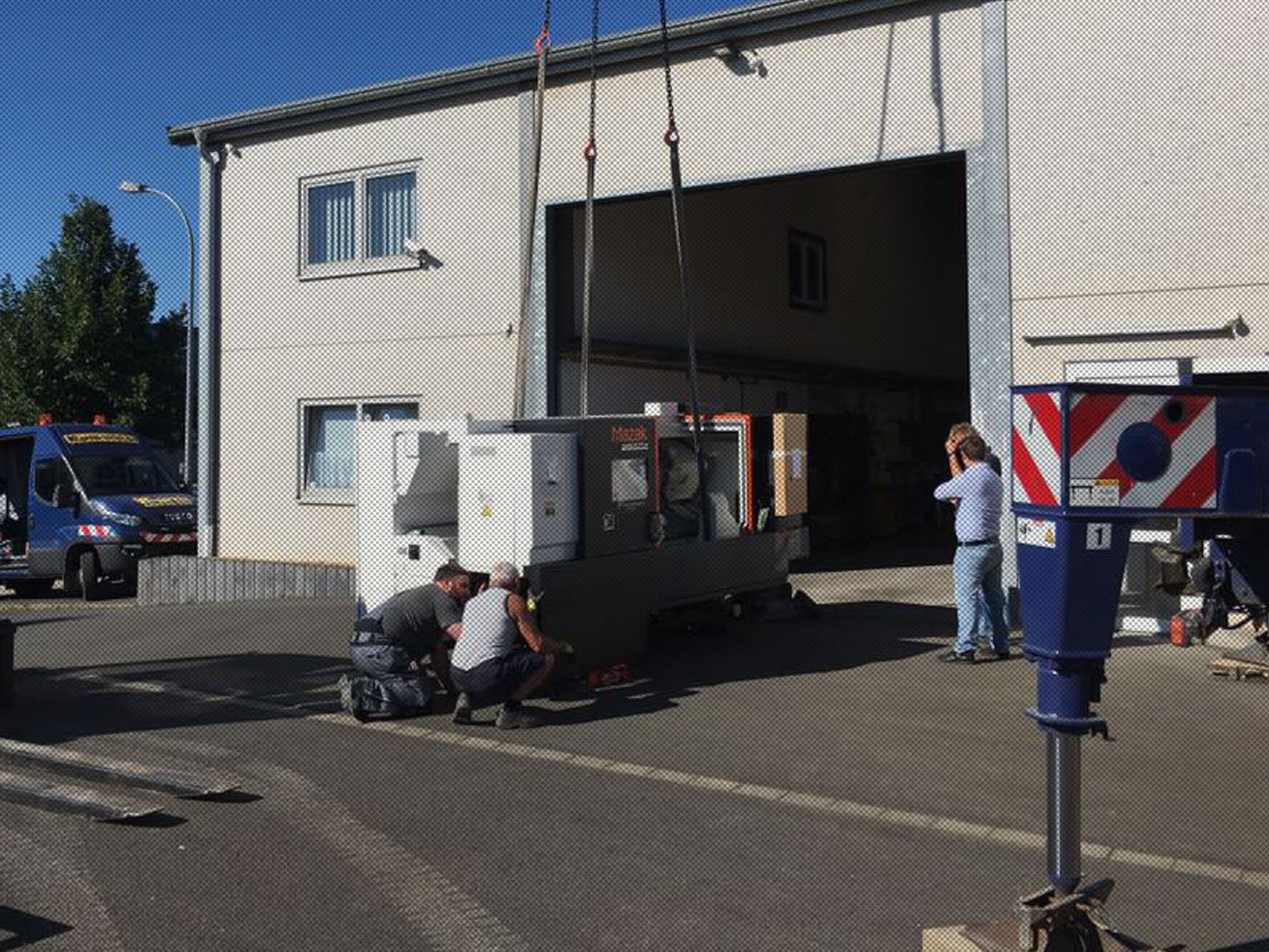 Wir sind für unsere Kunden stets als KOMPETENTER und FLEXIBLER PARTNER verfügbar